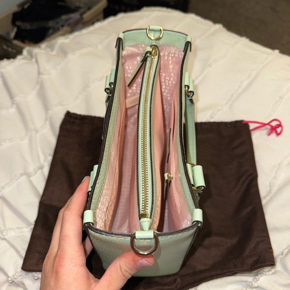 kate spade handbag! - Picture 3 of 4